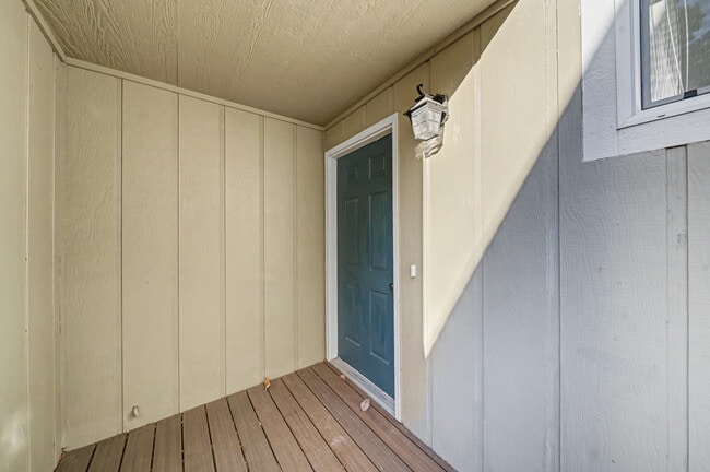 Foto del edificio - 1018 Davidson Dr