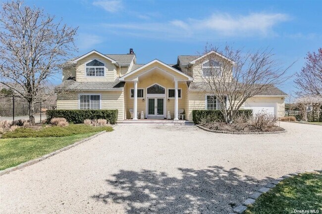 Foto del edificio - 9 Polo Grounds Ln