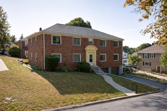 Photo - 186 Summit Ave Apartments