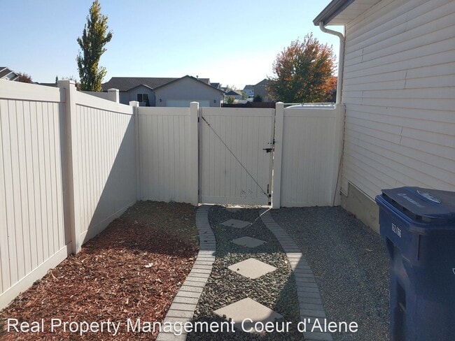 Building Photo - 3 br, 2 bath House - 4449 W Princetown Ln