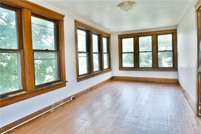 Foto del edificio - 401 Williams St SE