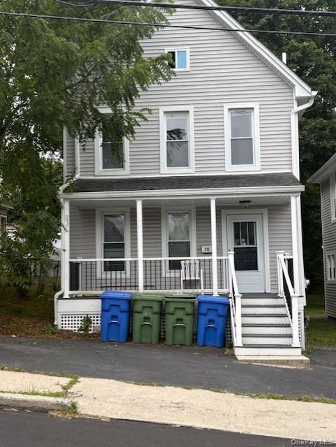 Primary Photo - 28 1/2 Myrtle Ave