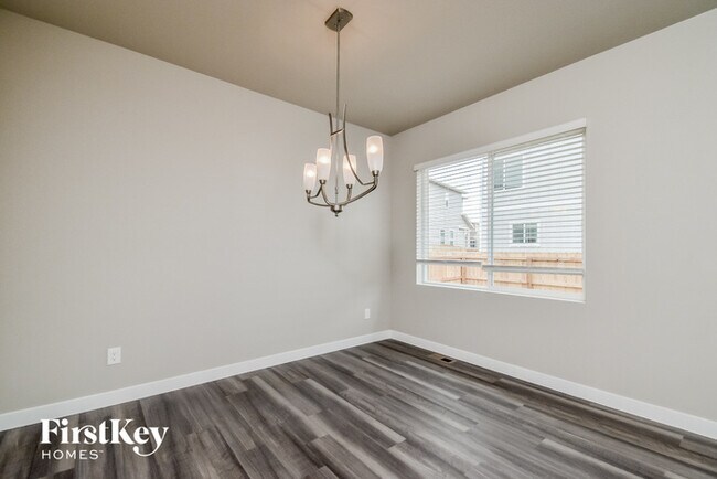 Building Photo - 11131 Murrelet Dr