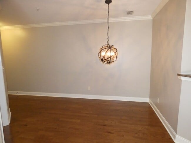 Foto del edificio - 107 Riverhaven Pl
