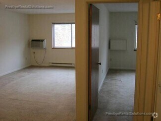 Building Photo - 66 Mayflower Ave