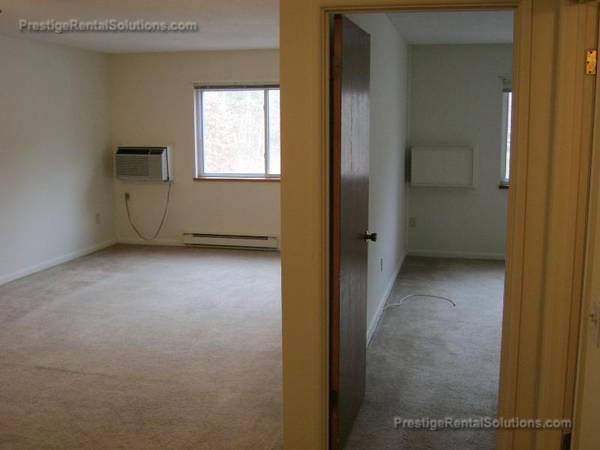 Foto principal - 66 Mayflower Ave