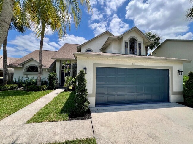 Building Photo - 12989 Meadowbreeze Dr