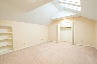 Building Photo - 2306 Potomac Dr