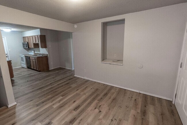 Foto del edificio - 216 Wheaton Ct