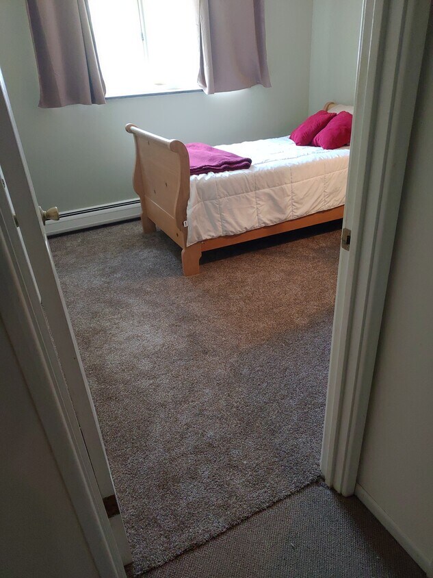 Foto principal - 115 S Rocky River Dr