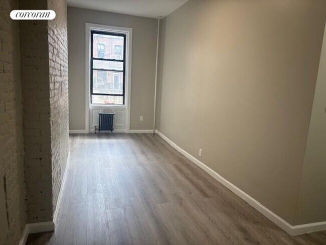 Foto del edificio - 140 W 75th St