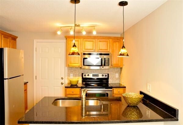 Foto del edificio - 26 Walden Dr