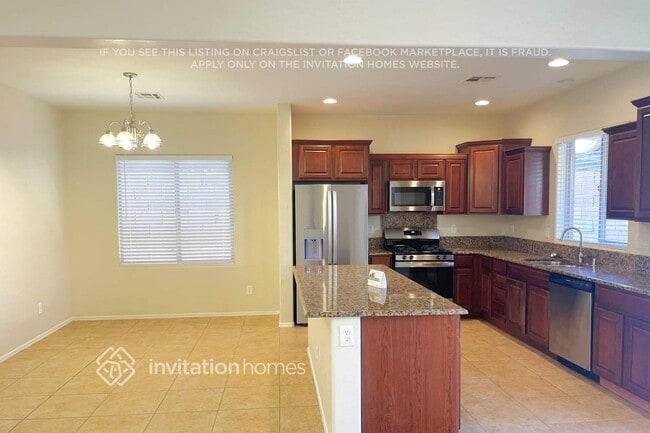 Building Photo - 6860 Pipil St