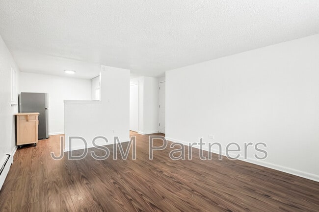 Building Photo - 1415 N Pearl St