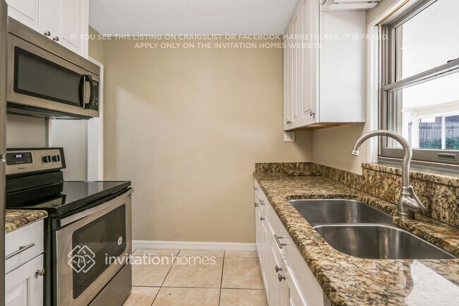 Foto del edificio - 4103 E 97th Ave