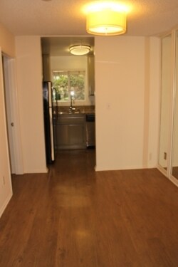 Building Photo - 1541 Bundy Dr