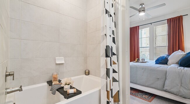 Foto del edificio - 1700 Katy Fort Bend Rd