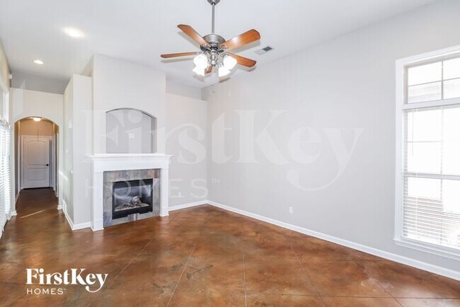 Building Photo - 6732 Stone Garden Dr