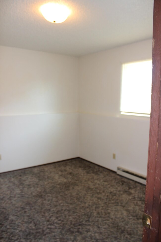 Building Photo - 236 Curtis St