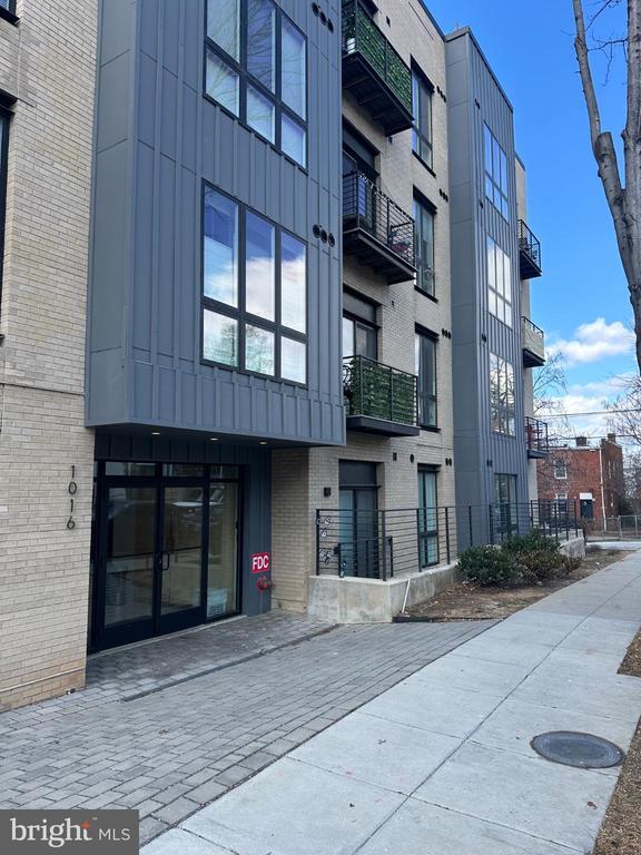Foto del edificio - 1016 17th Pl NE