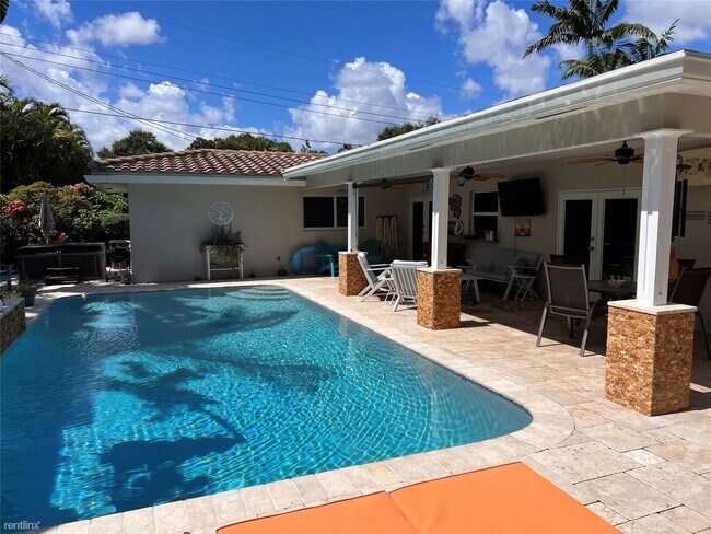 Foto del edificio - 3 br, 2 bath House - Mirror Lake Estates