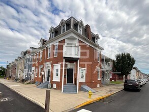 Building Photo - 201 N Broad St