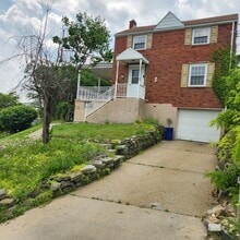 Building Photo - 1624 Bellaire Pl