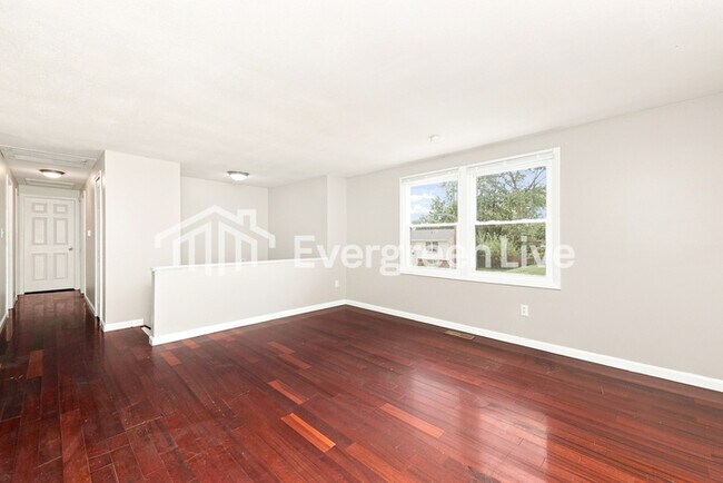 Foto del edificio - 5490 Corkhill Dr