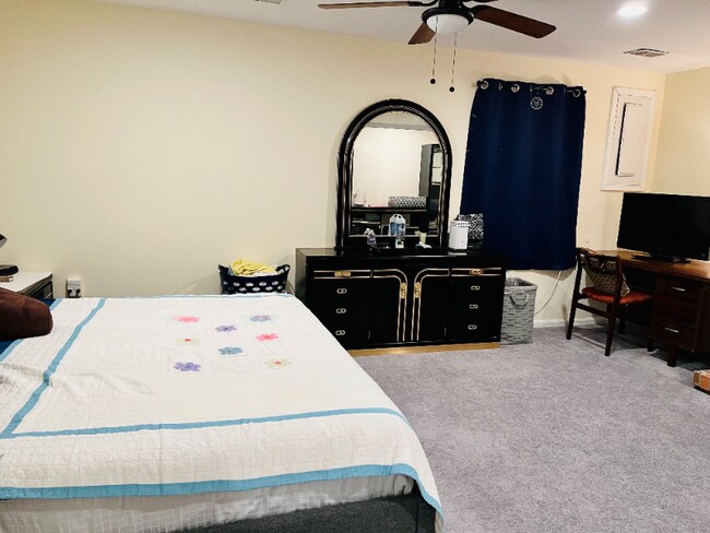 Foto del edificio - 5504 Lakewhite Ct