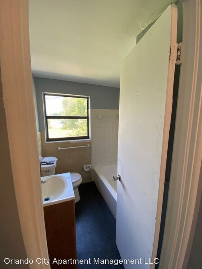 Building Photo - 2 br, 1 bath House - 1223 McCoy Rd
