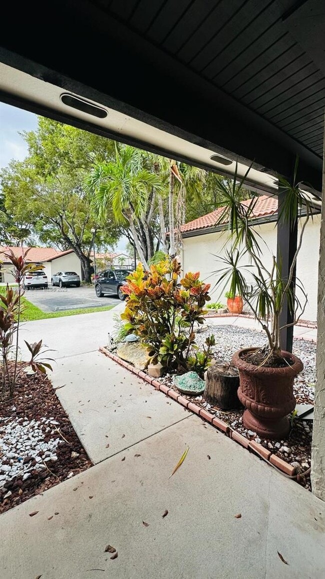 Foto del edificio - 15210 SW 48th Terrace