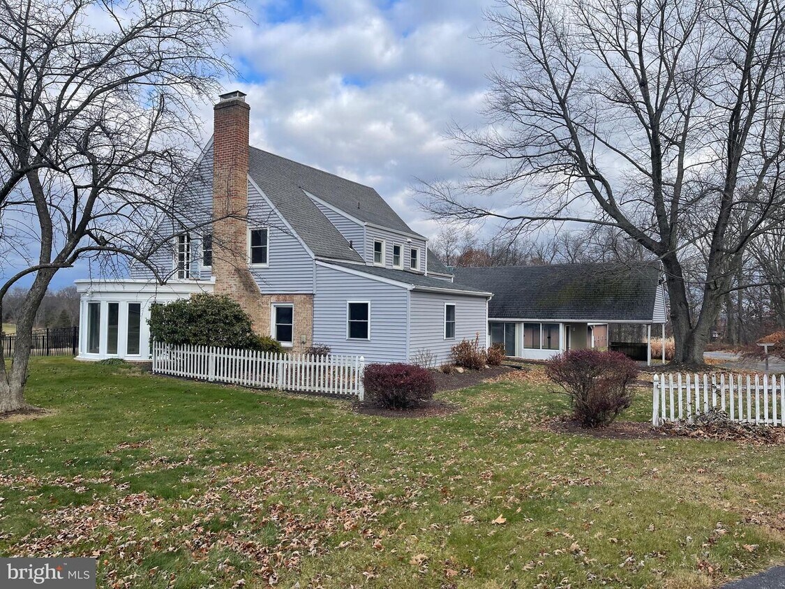 2497 Biglerville Rd, Gettysburg, PA 17325 House Rental in Gettysburg