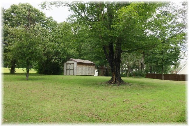 Building Photo - 7114 Fernvale Rd