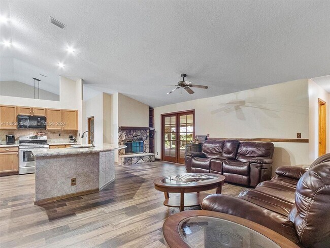 Foto del edificio - 12229 Tangerine Blvd