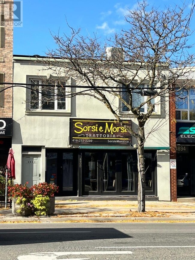 Building Photo - 4902-4902 Dundas St W