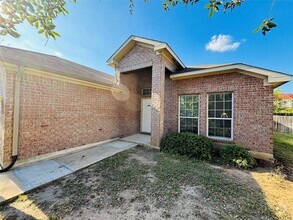 Building Photo - 1757 Amberwood Loop