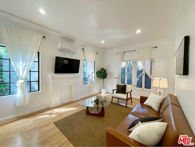 Foto del edificio - 944 12th St