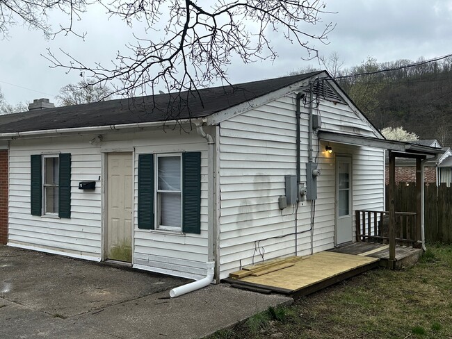 Building Photo - 114 Spring St