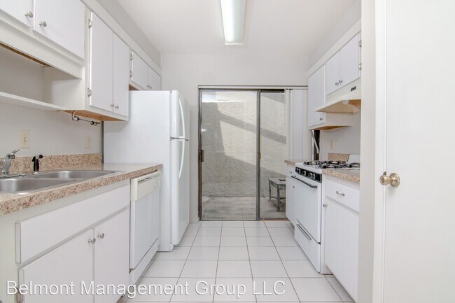 Building Photo - 3 br, 2 bath House - 208 Perth Ct #B