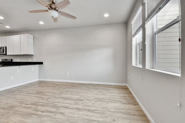 Building Photo - $2,895.00, 3 bed, 3 bath, located in Arvad...