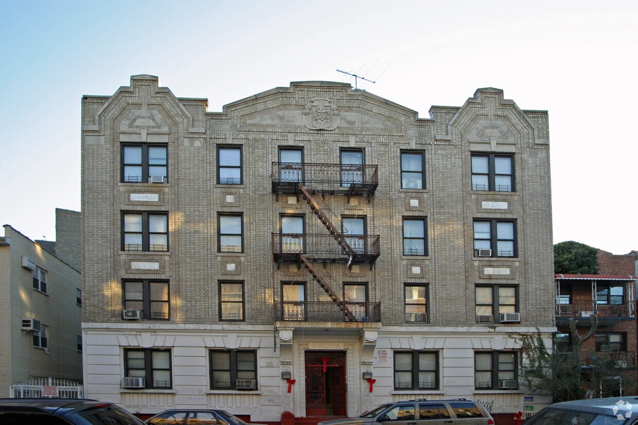 657 E 21st St. - Virginia