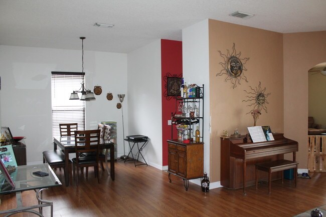 Foto del edificio - 10661 SW Westlawn Boulevard