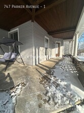 Building Photo - 747 Parker Ave