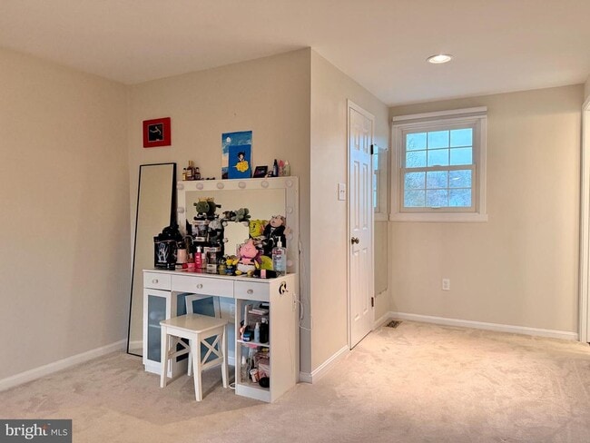 Building Photo - 6 Quail Ridge Dr