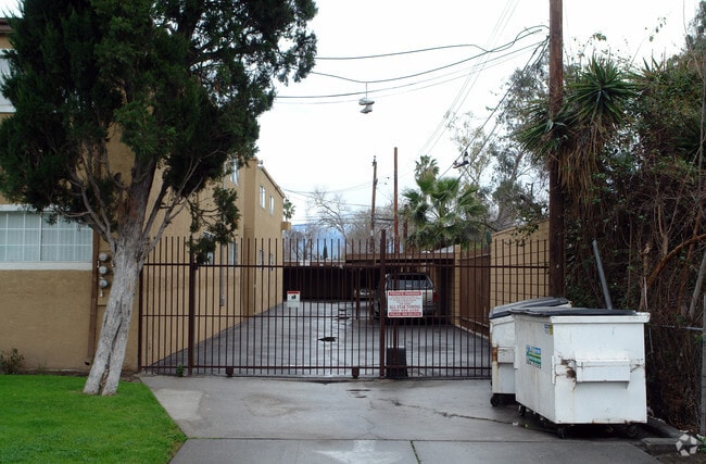 Building Photo - Sepulveda Arms
