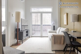 Building Photo - 82 4th Ave