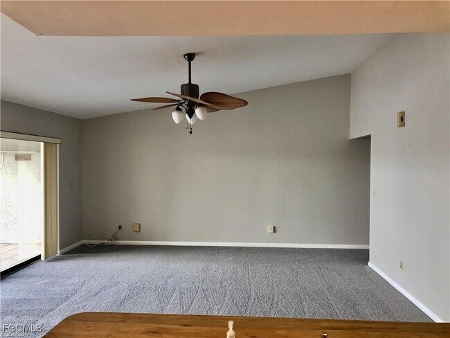 Foto del edificio - 4717 SW 13th Ave