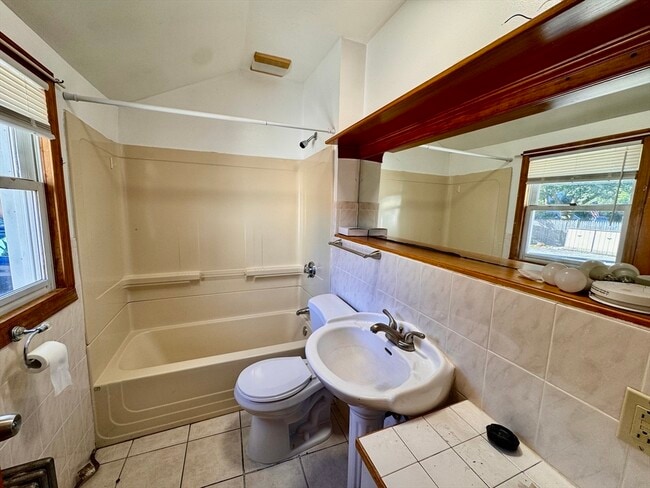 Building Photo - 50 Mt Ararat Rd