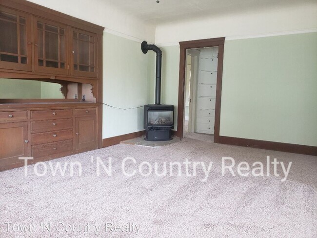 Building Photo - 2 br, 1 bath House - 49 Harvest Street