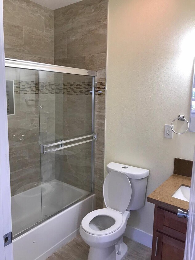 Foto del edificio - 2013 Toberman St